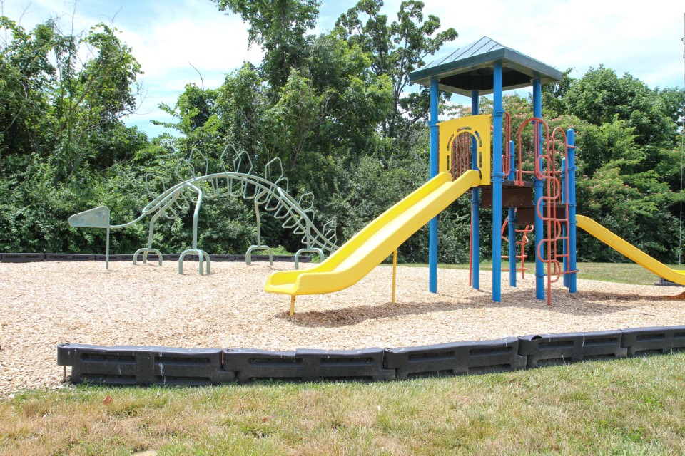 Walden Pond Apartments, 1911 Walden Lane, High Ridge, MO RentCafe